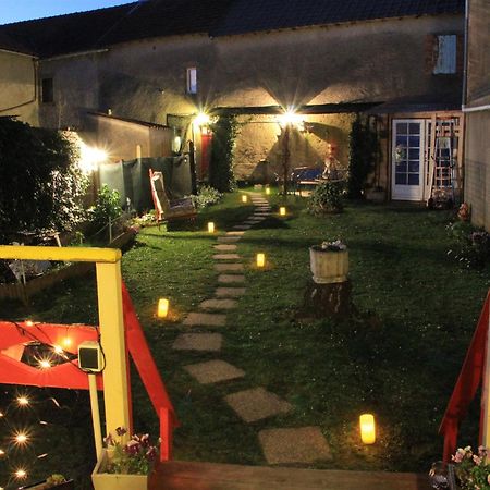 La Roulotte De Lola - Chambre D'Hotes La Celle  Exterior foto